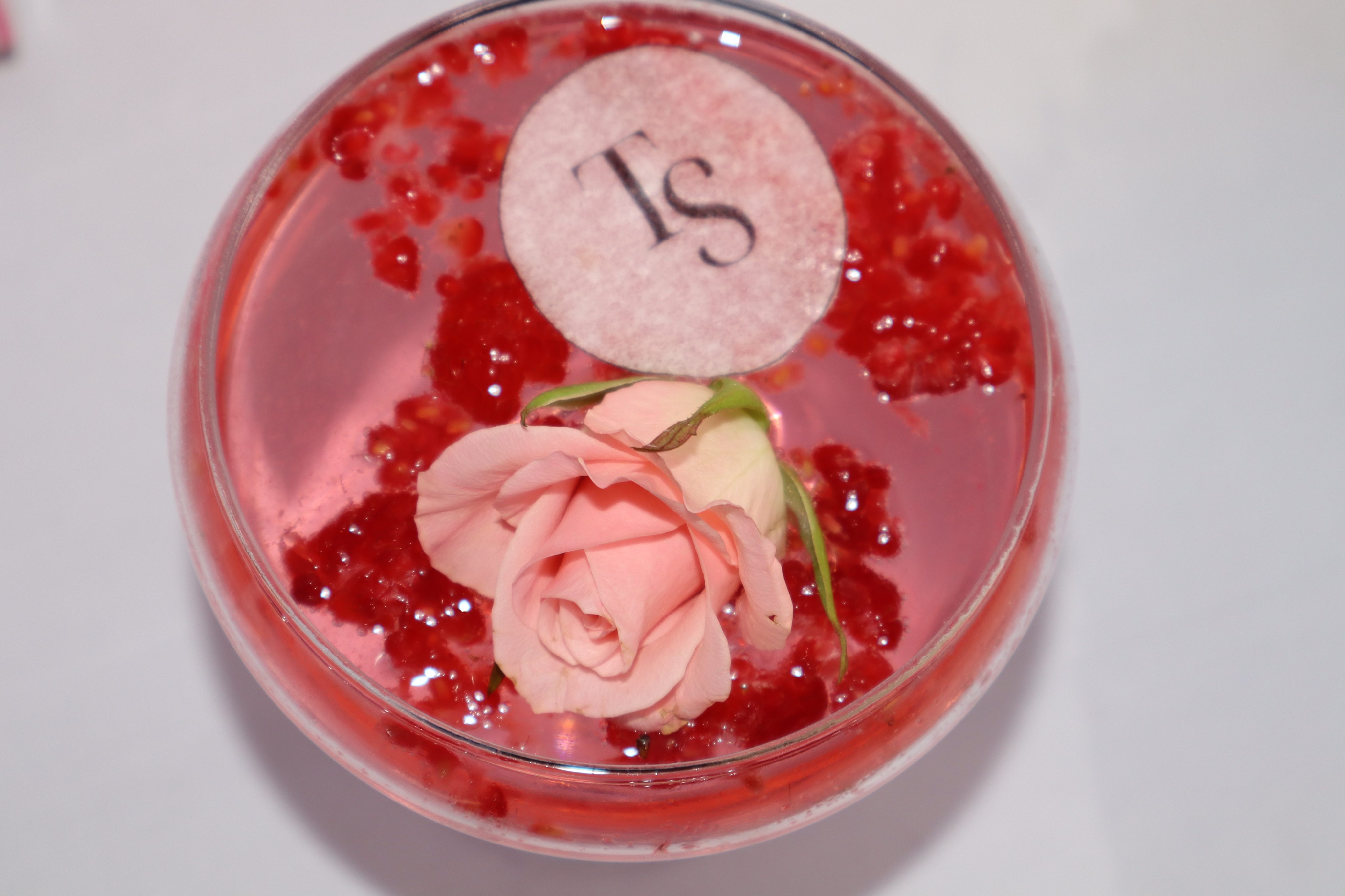 Mocktail litchi framboise : la boisson élégante pour vos événements